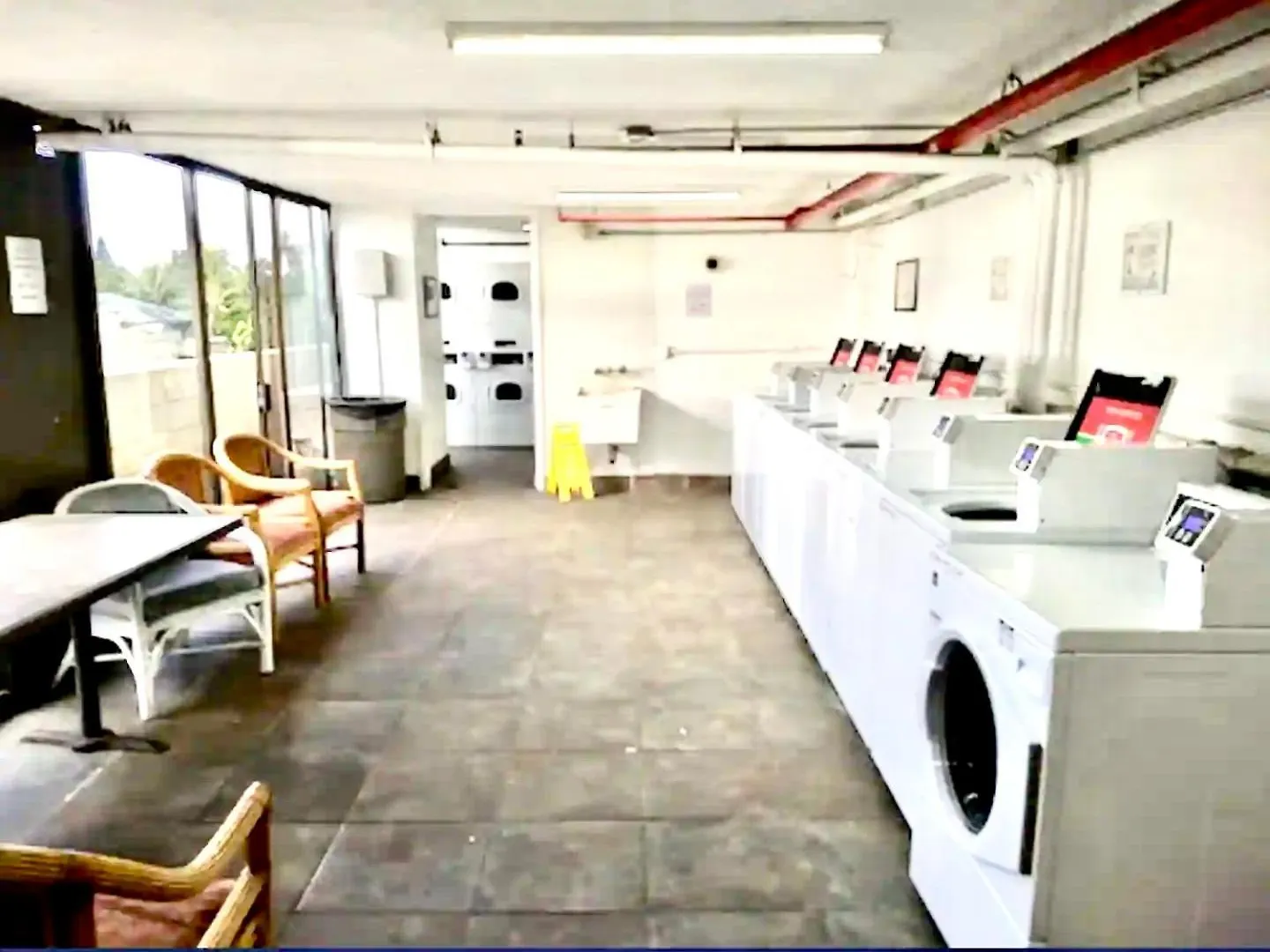 Waikiki Monarch Hotel Studio Near Waikiki - Mountain And City View - Full Kitchen Honolulu United States